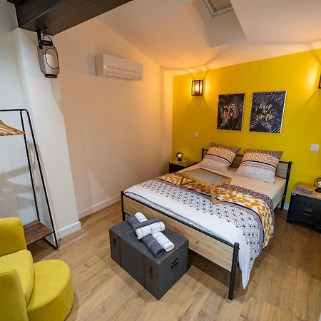 Apartamento L'Ile De La Breche Niort Habitación foto